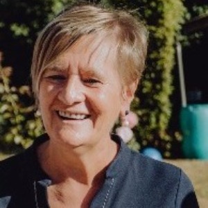 Dr. Christien Rijckaert Dr. Christien Rijckaert